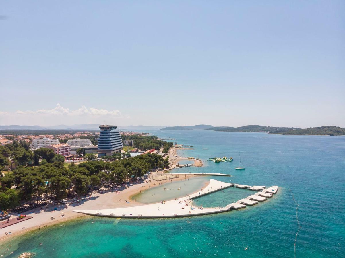 Apartment And Rooms Artina Vodice Exterior foto
