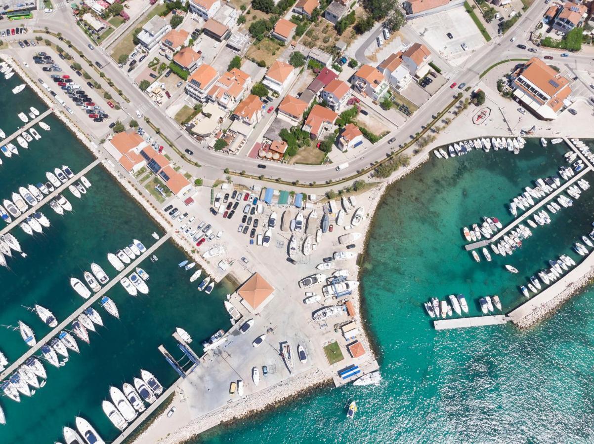Apartment And Rooms Artina Vodice Exterior foto